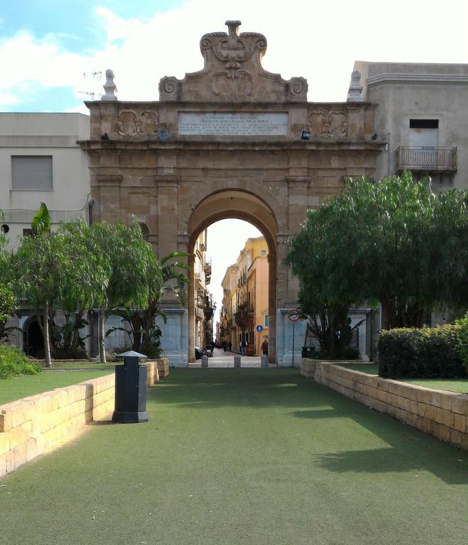 Casa Rebella Lägenhet Marsala Exteriör bild